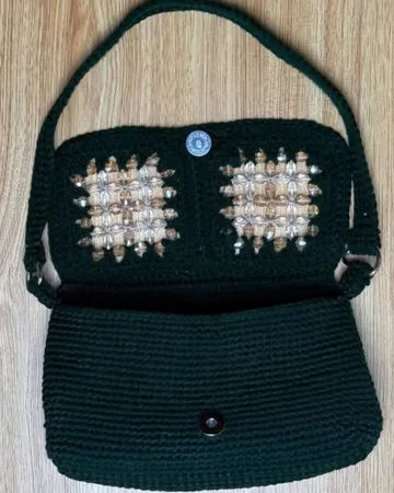Beaded Crochet Bag detail 2